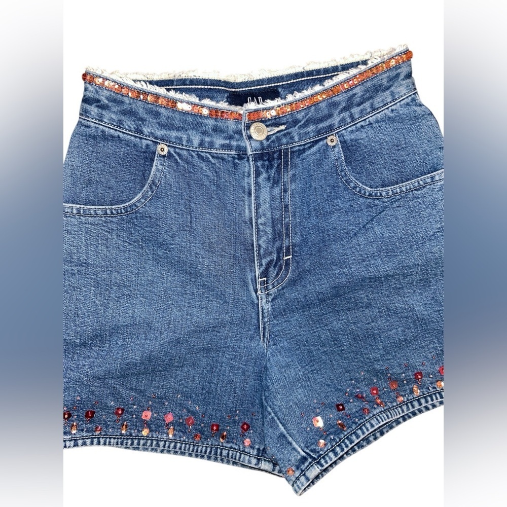 VINTAGE GAP GIRLS DENIM SHORTS FOUR POCKET, SEQUINED AND BEADED TRIM, ZIP FLY - Picture 4 of 8
